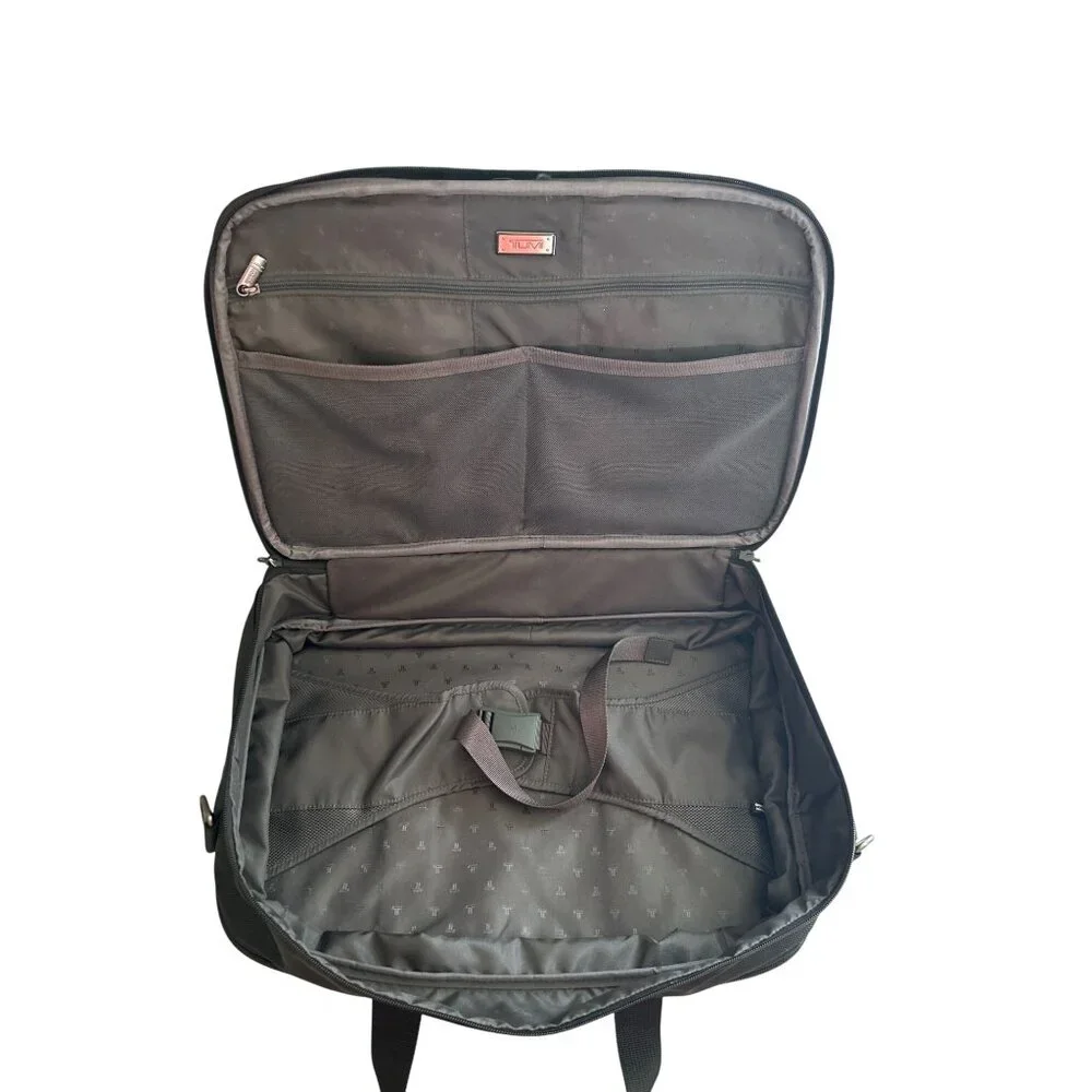 Tumi Expandable Black Nylon Leather Laptop Briefcase Carry On W/Shoulder Strap